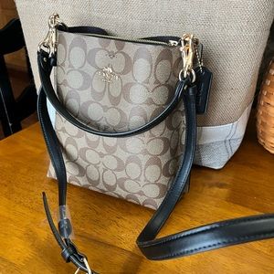 Coach Mollie Bucket Bag